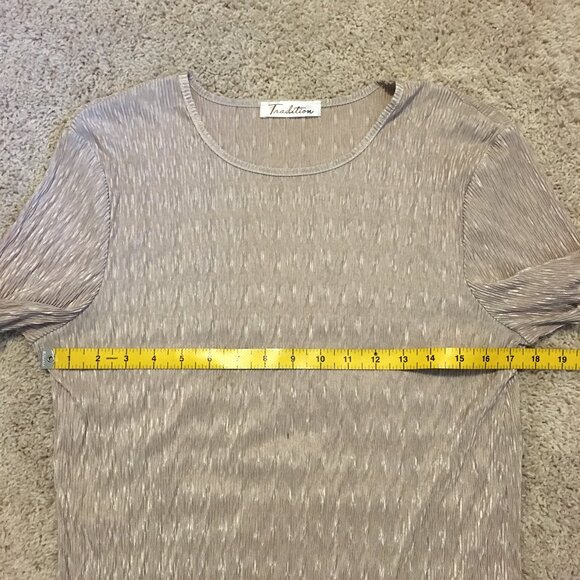 Vintage Retro 90s Tradition Accordion Crepe Champagne Short Sleeve Top - Picture 10 of 13